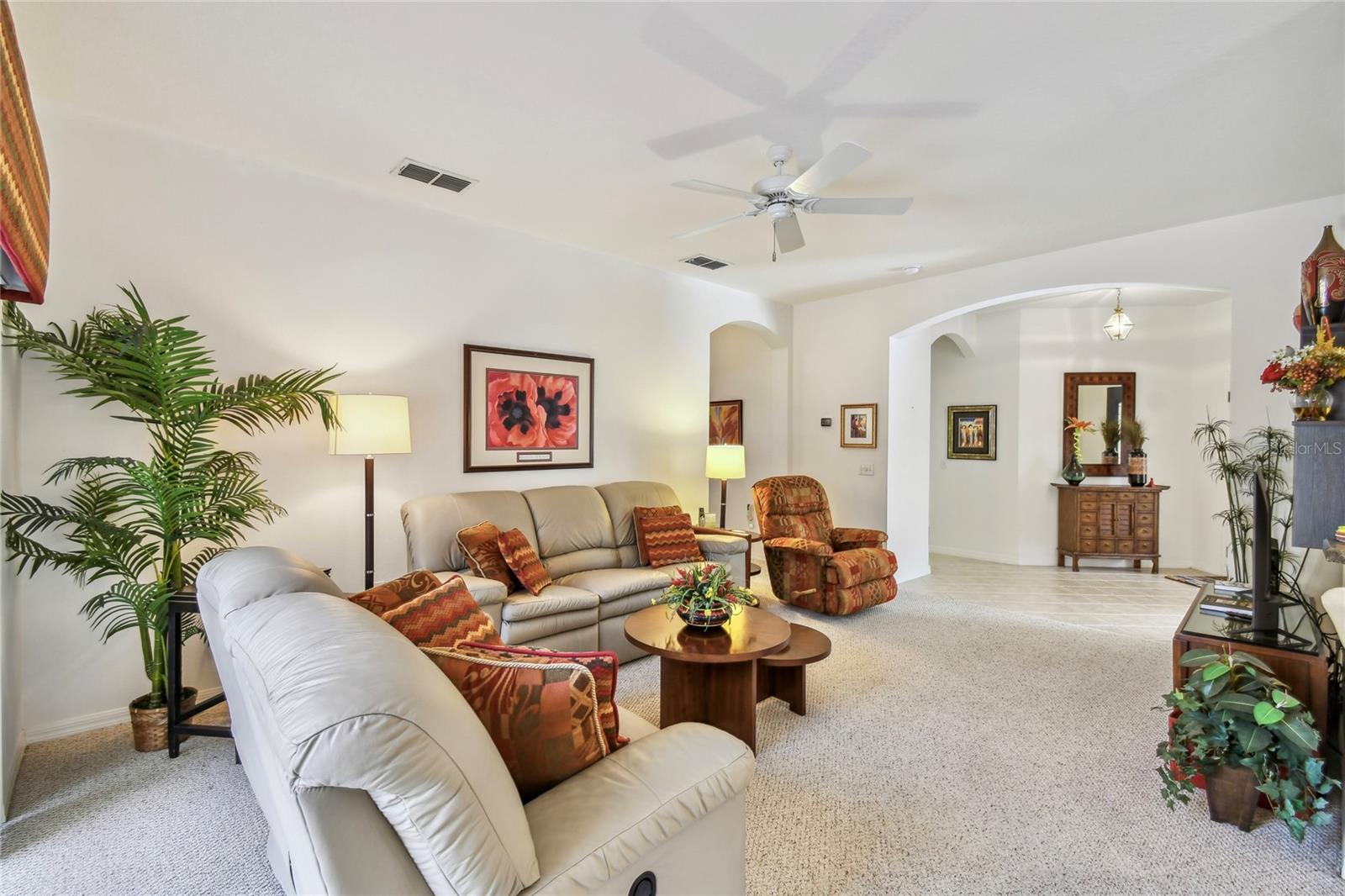 555 DAVINCI PASS, POINCIANA, FL, 34759