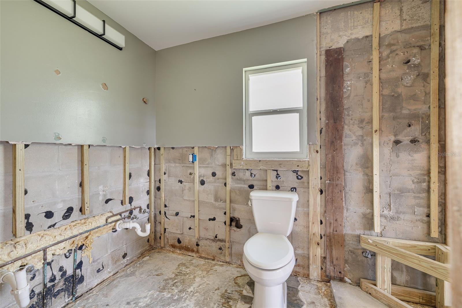 1944 ARVIS CIR E, CLEARWATER, FL, 33764