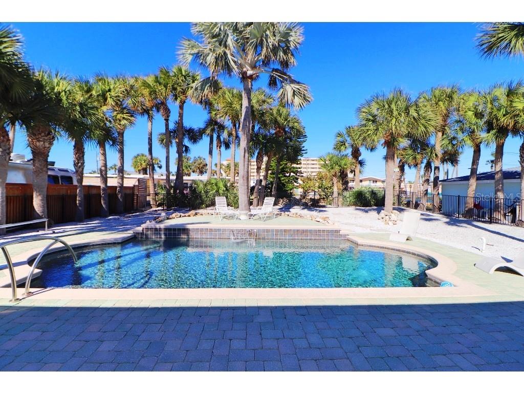 402 LINCOLN AVE, NEW SMYRNA BEACH, FL, 32169