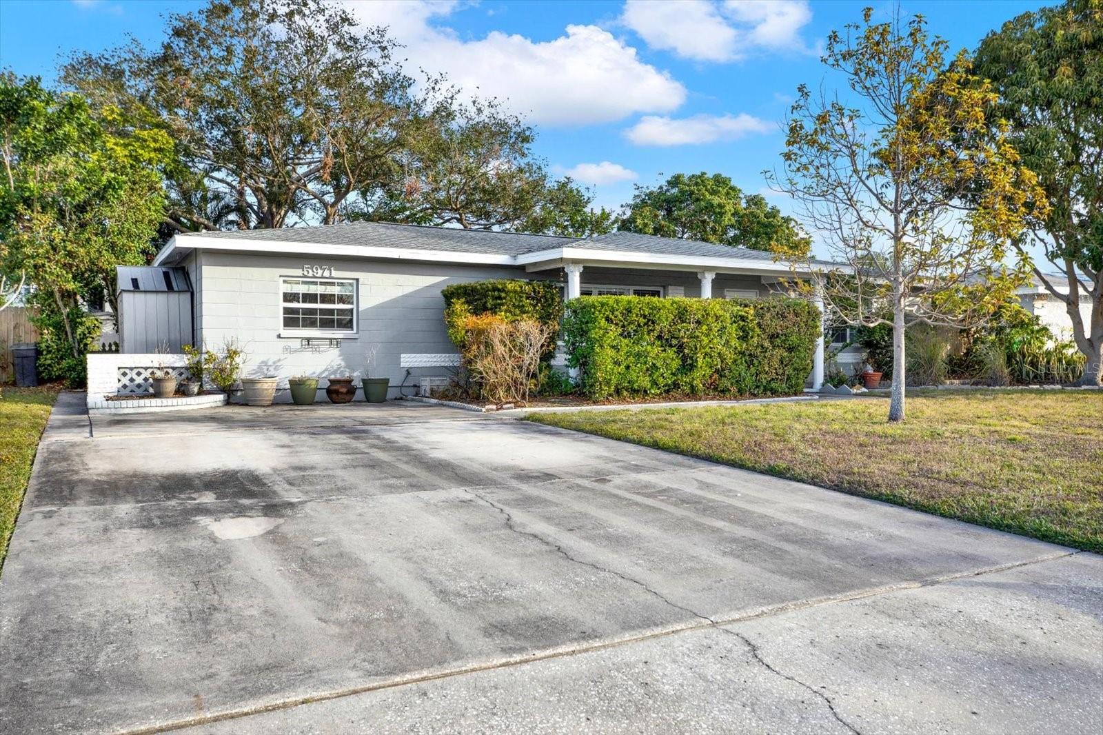 5971 52ND AVE N, KENNETH CITY, FL, 33709