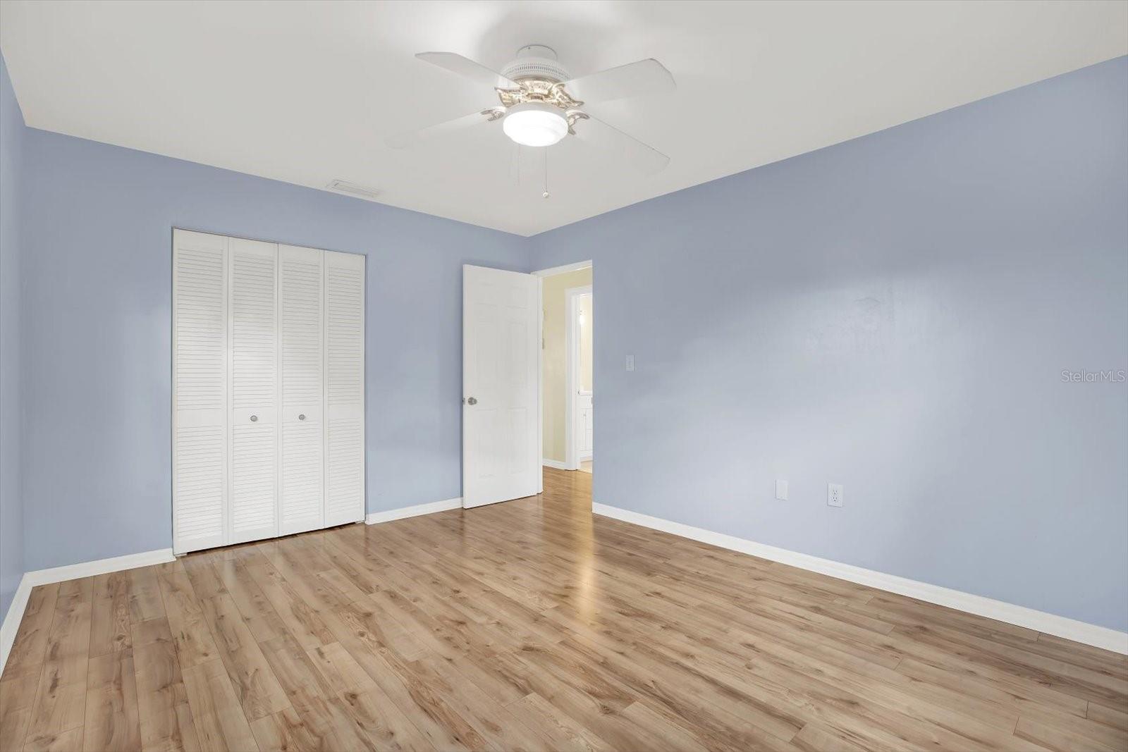 5971 52ND AVE N, KENNETH CITY, FL, 33709