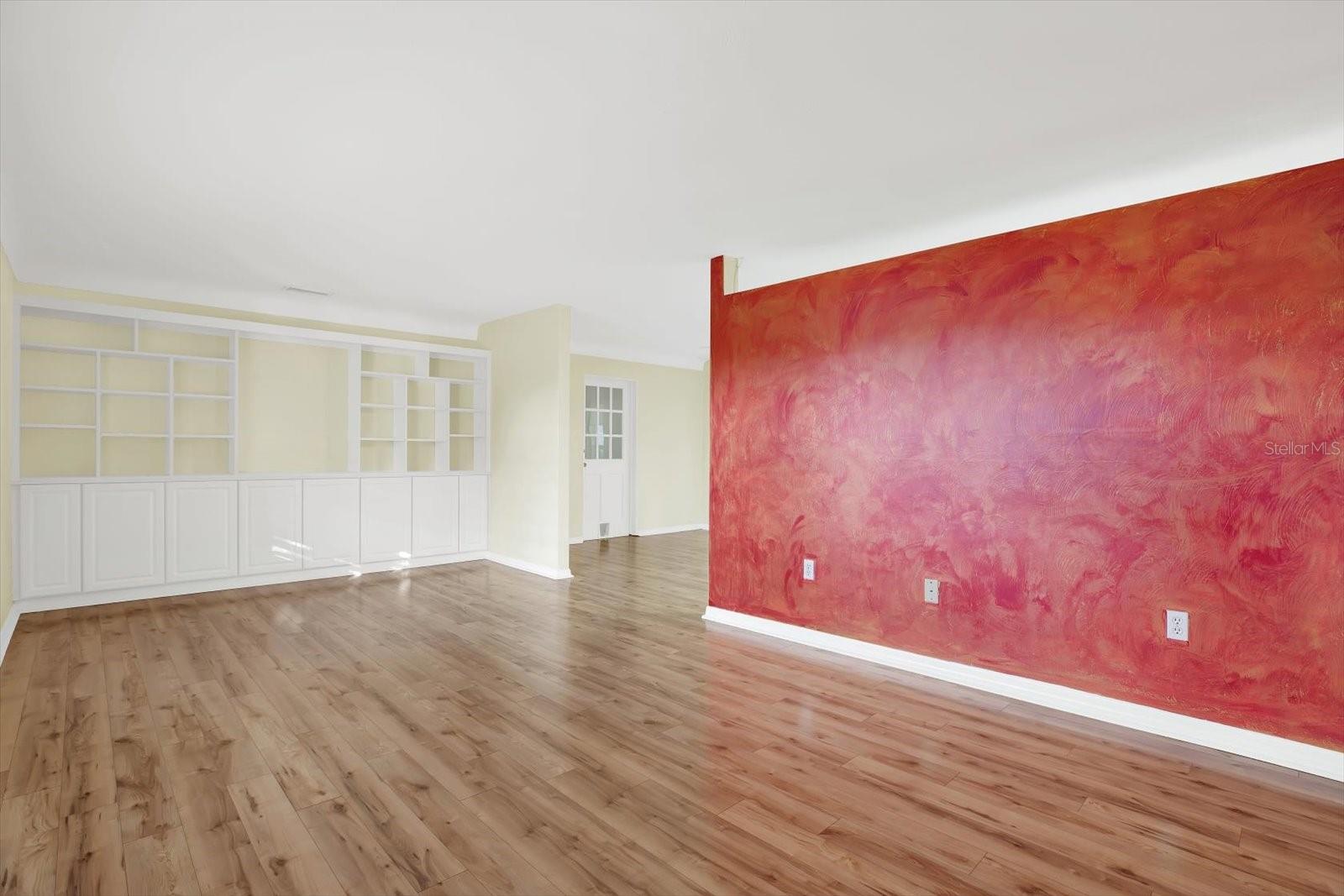 5971 52ND AVE N, KENNETH CITY, FL, 33709