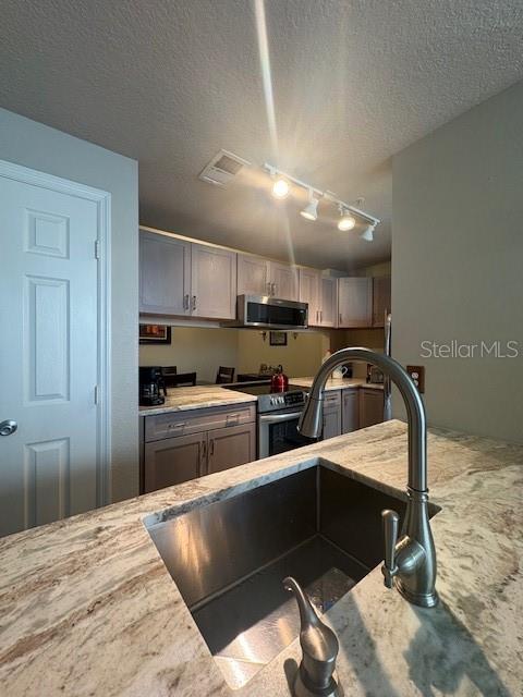 501 KNIGHTS RUN AVE #2220, TAMPA, FL, 33602