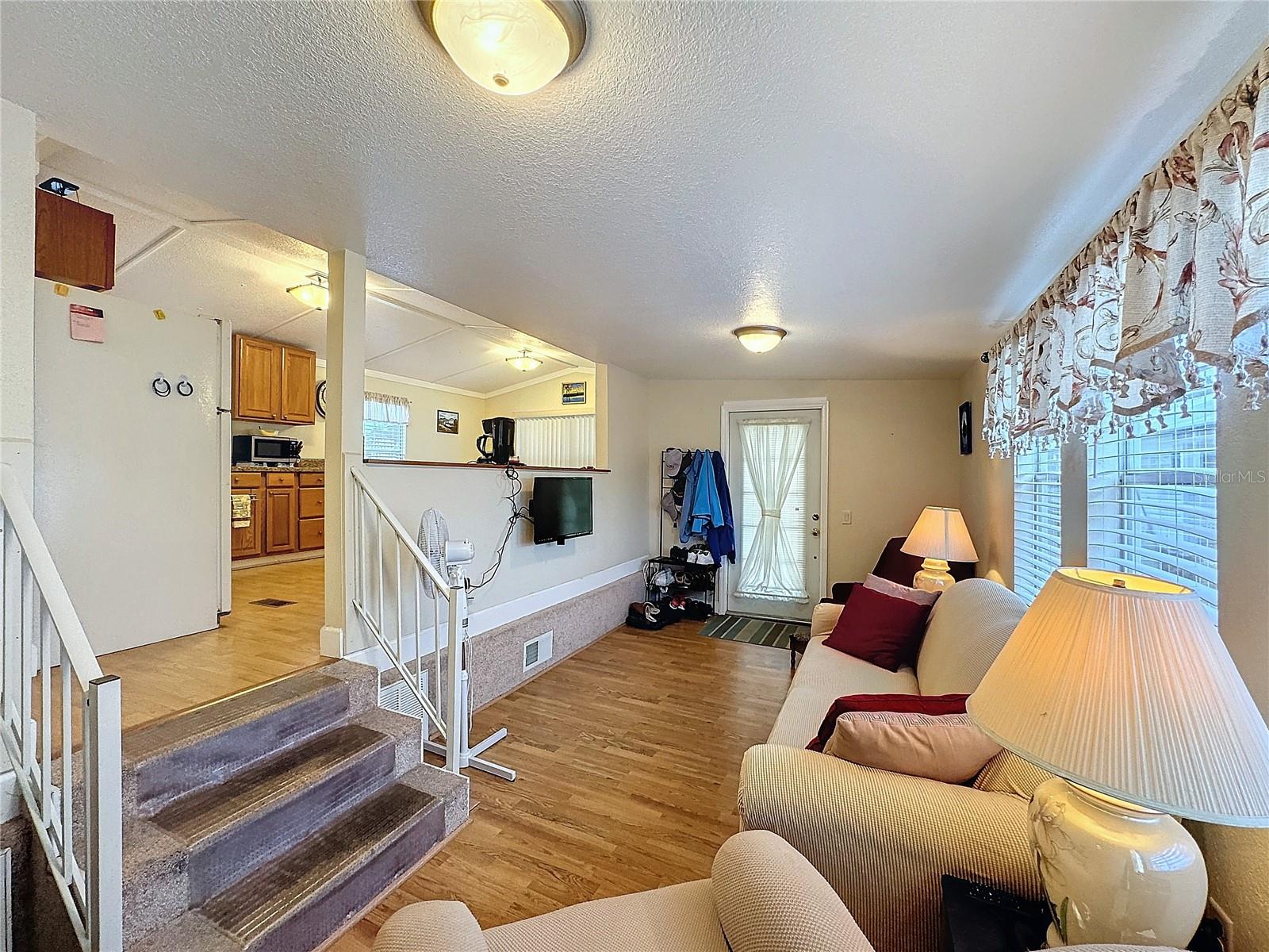 9321 GRIZZLY BEAR LN, WEEKI WACHEE, FL, 34613