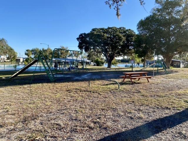 9321 GRIZZLY BEAR LN, WEEKI WACHEE, FL, 34613