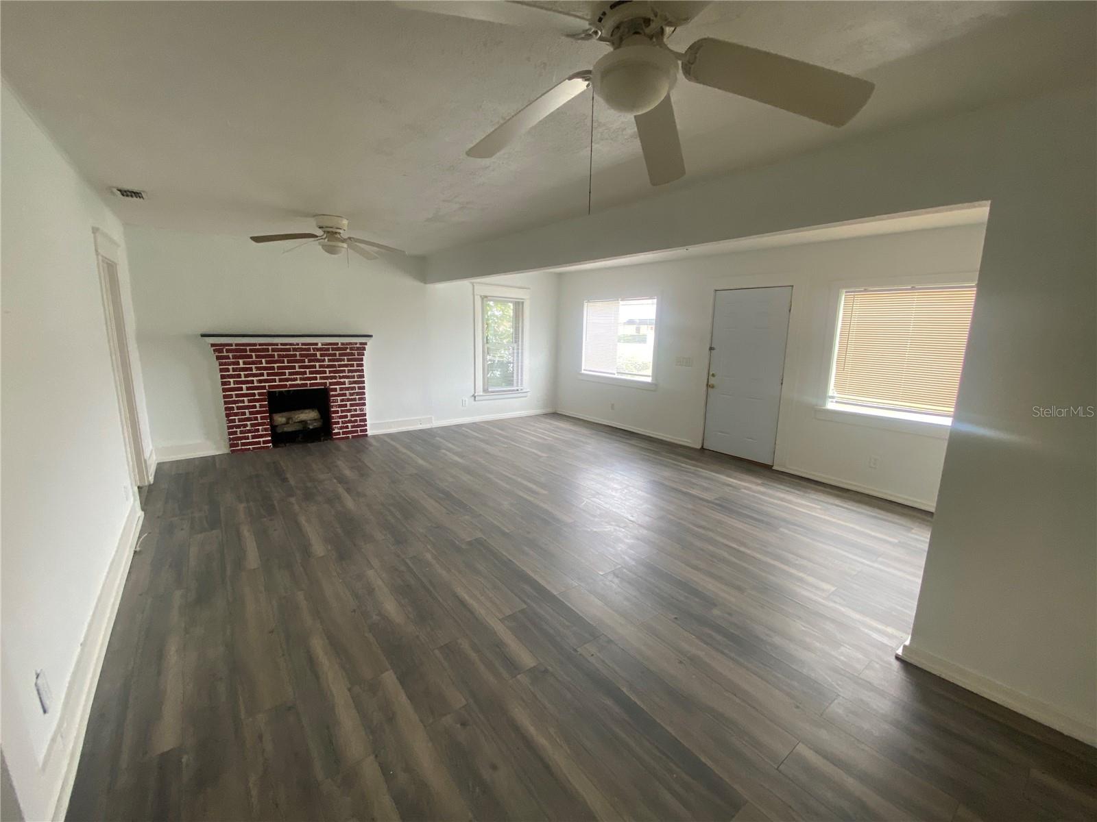 342 E TILLMAN AVE, LAKE WALES, FL, 33853