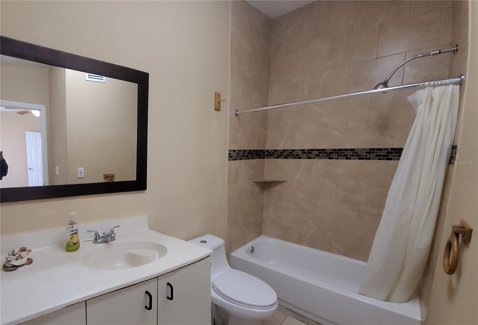 231 W CORNELIUS CIR, SARASOTA, FL, 34232