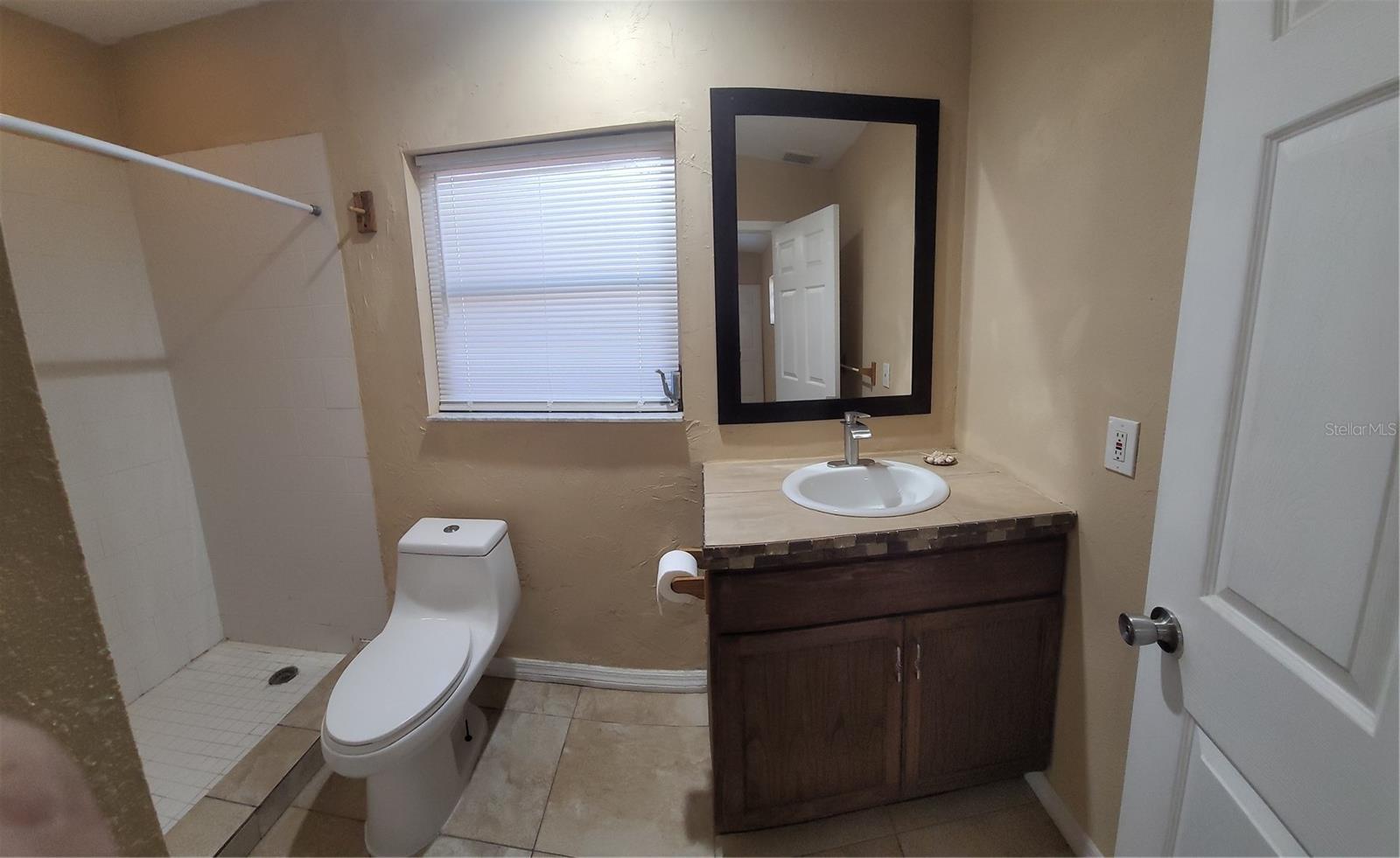 231 W CORNELIUS CIR, SARASOTA, FL, 34232