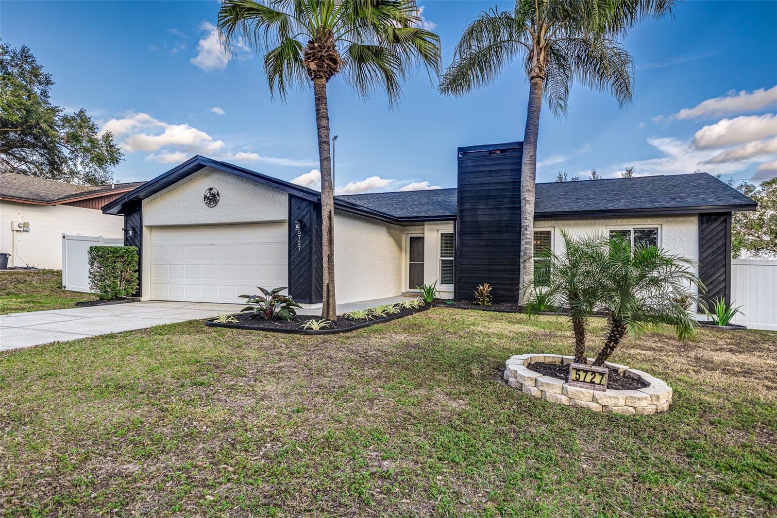 5727 LA SERENA AVE, LAKELAND, FL, 33809