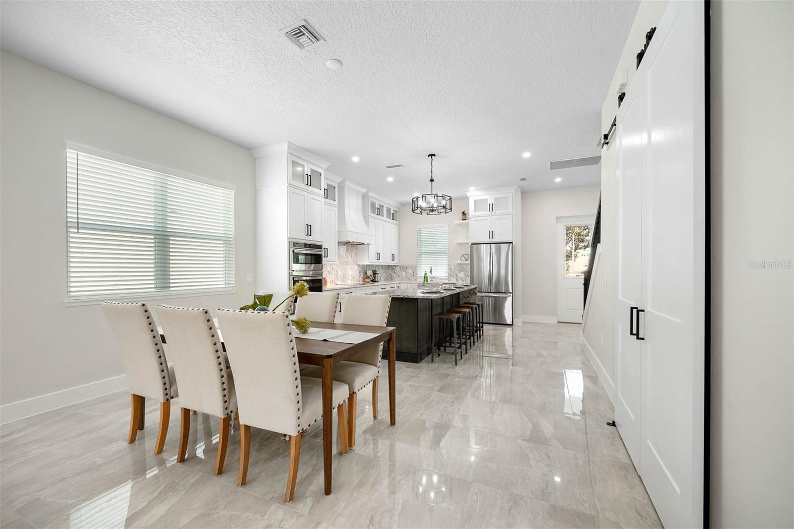 2300 FORMOSA AVE, ORLANDO, FL, 32804