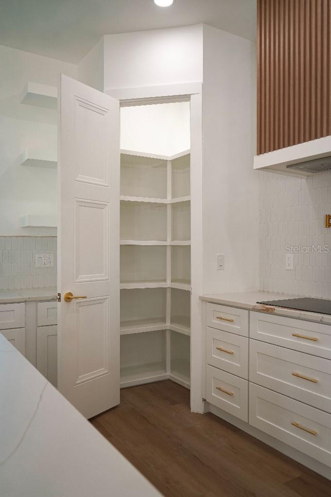 12102 CHAPMAN AVE, PORT CHARLOTTE, FL, 33953