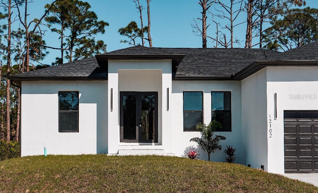 12102 CHAPMAN AVE, PORT CHARLOTTE, FL, 33953