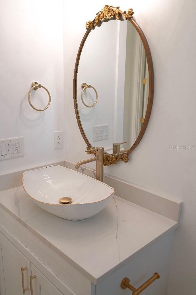 12102 CHAPMAN AVE, PORT CHARLOTTE, FL, 33953