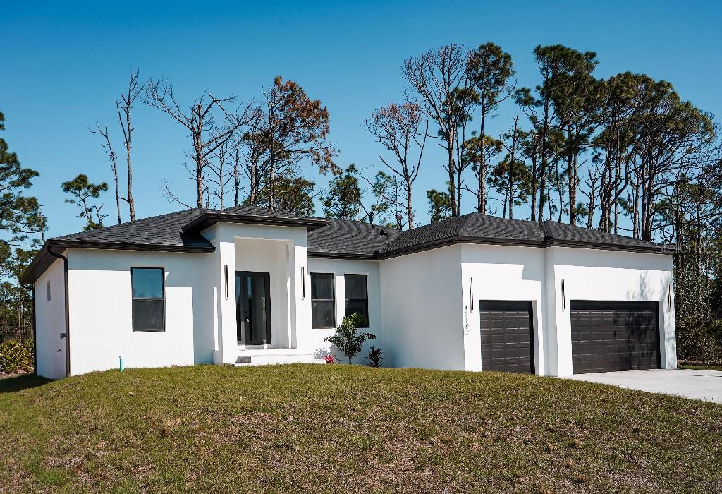 12102 CHAPMAN AVE, PORT CHARLOTTE, FL, 33953