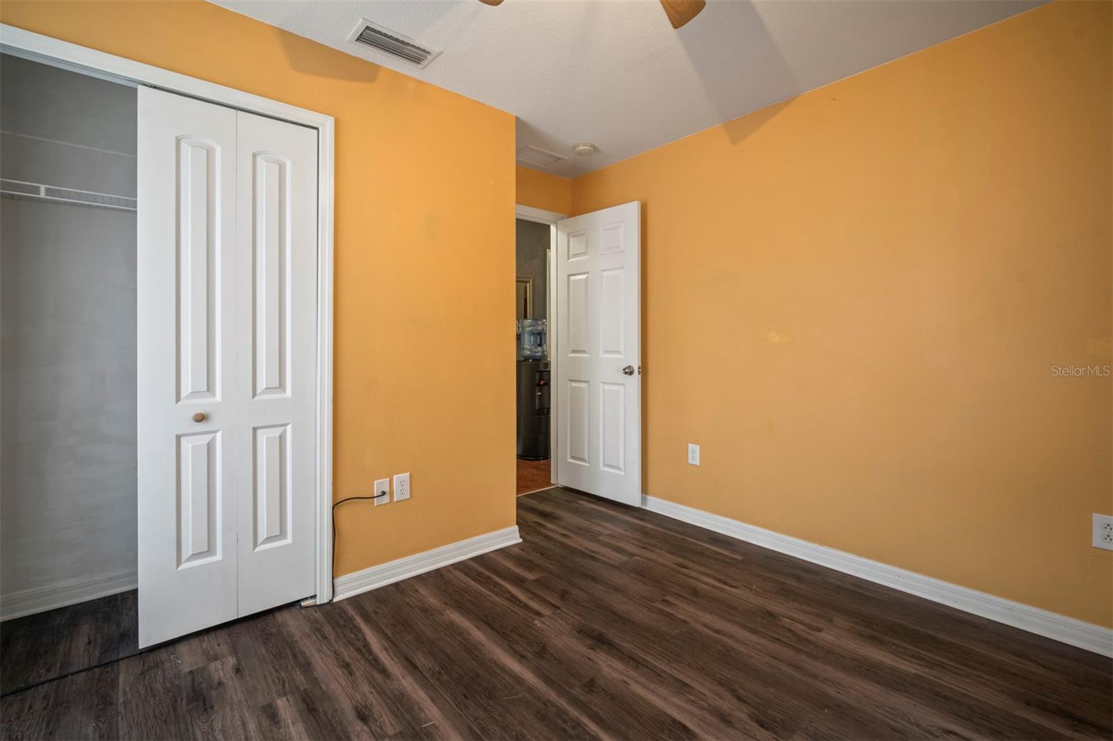 305 E HANLON ST, TAMPA, FL, 33604