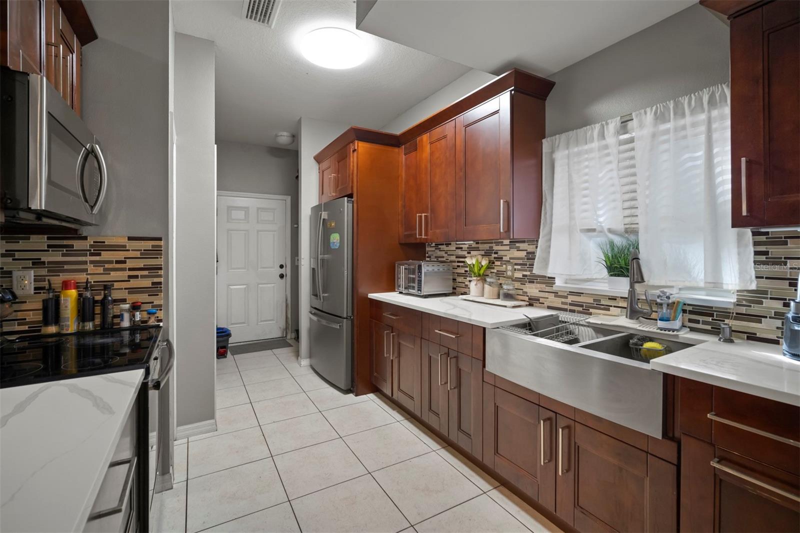 305 E HANLON ST, TAMPA, FL, 33604
