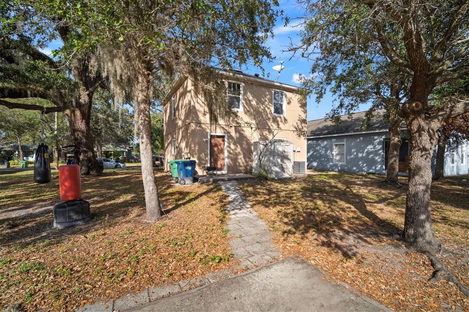 305 E HANLON ST, TAMPA, FL, 33604