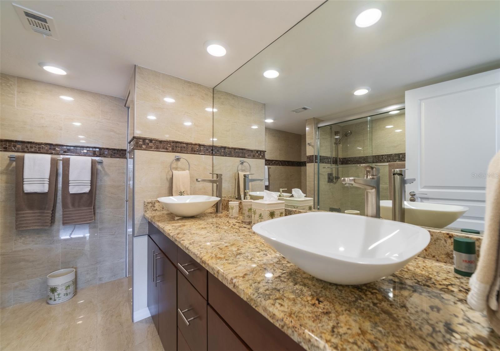 1460 GULF BLVD #811, CLEARWATER BEACH, FL, 33767