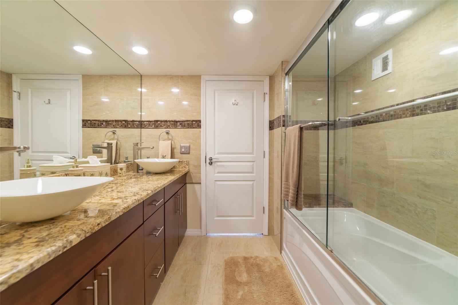 1460 GULF BLVD #811, CLEARWATER BEACH, FL, 33767