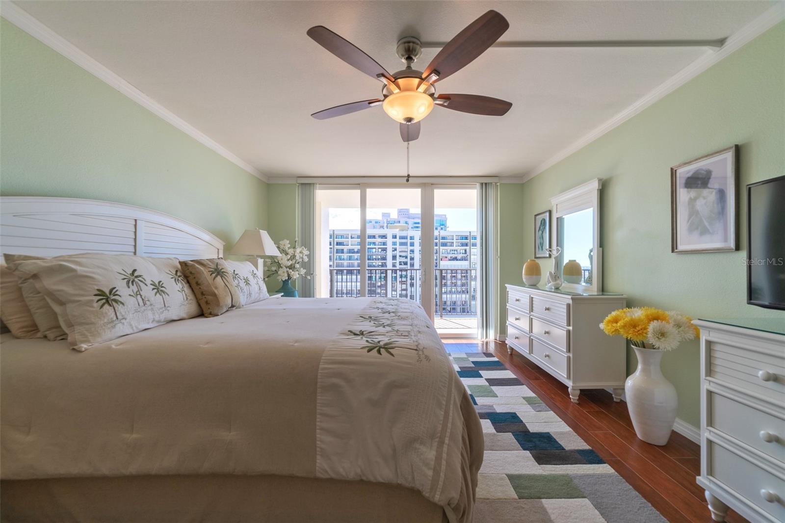 1460 GULF BLVD #811, CLEARWATER BEACH, FL, 33767