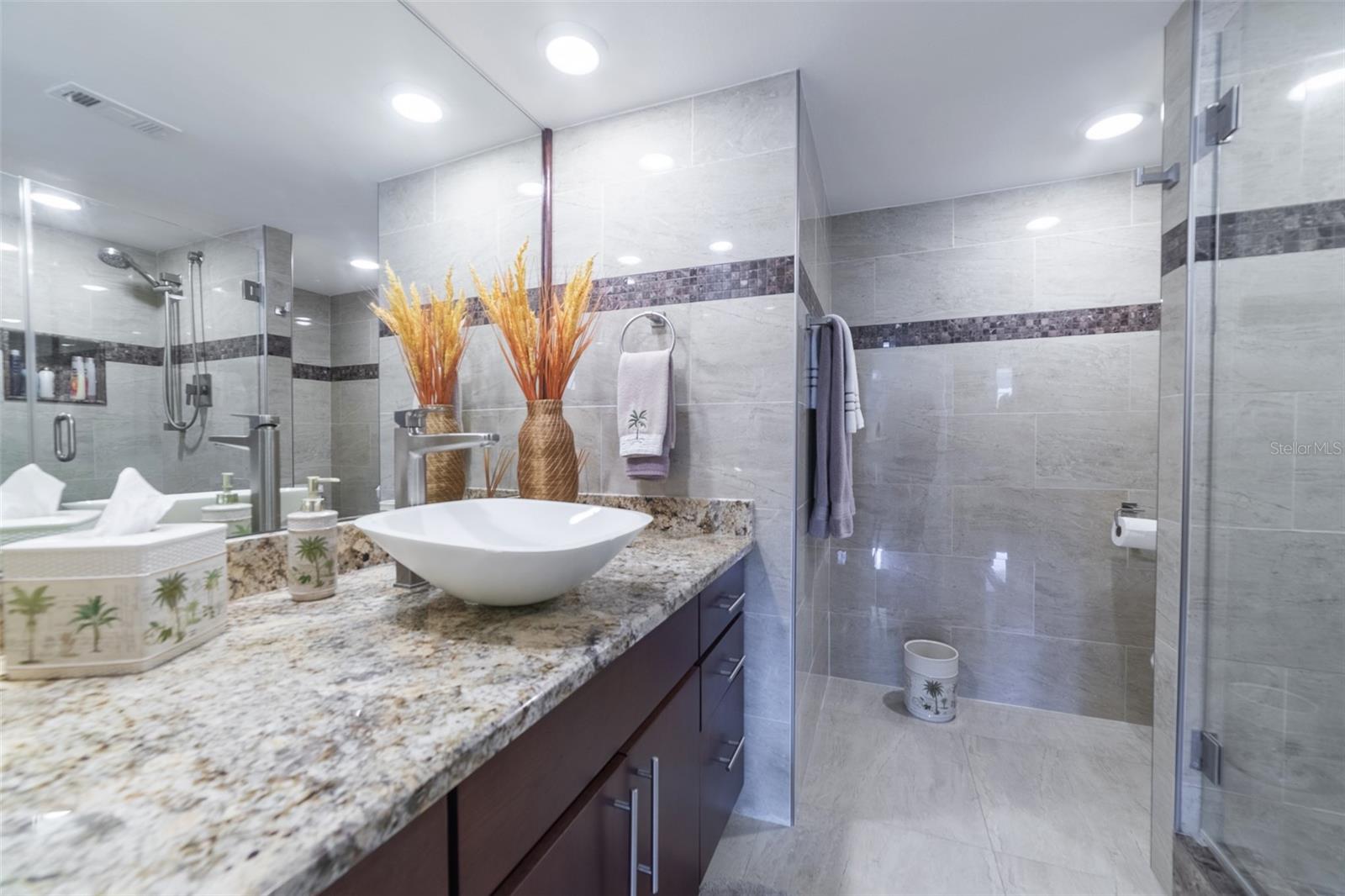 1460 GULF BLVD #811, CLEARWATER BEACH, FL, 33767