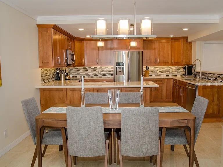 1460 GULF BLVD #811, CLEARWATER BEACH, FL, 33767