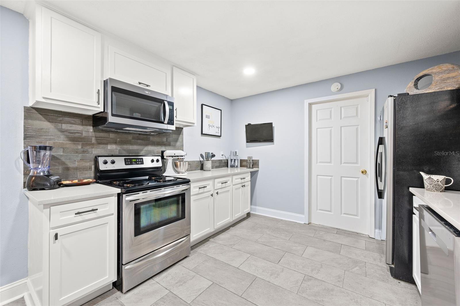 6444 PLEASANT AVE, COCOA, FL, 32927