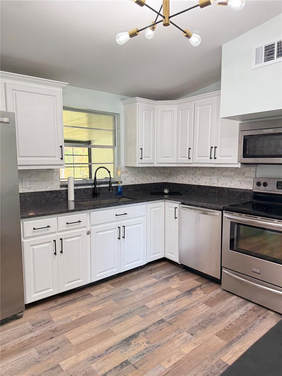 20 CYPRESS DR, PALM HARBOR, FL, 34684