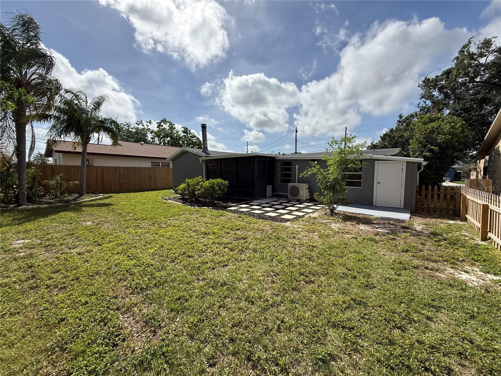 20 CYPRESS DR, PALM HARBOR, FL, 34684