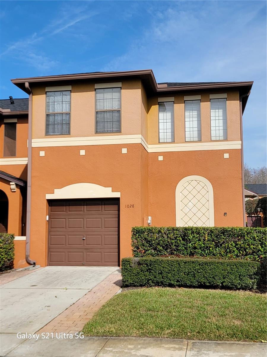 1028 TULLAMORE DR, WESLEY CHAPEL, FL, 33543