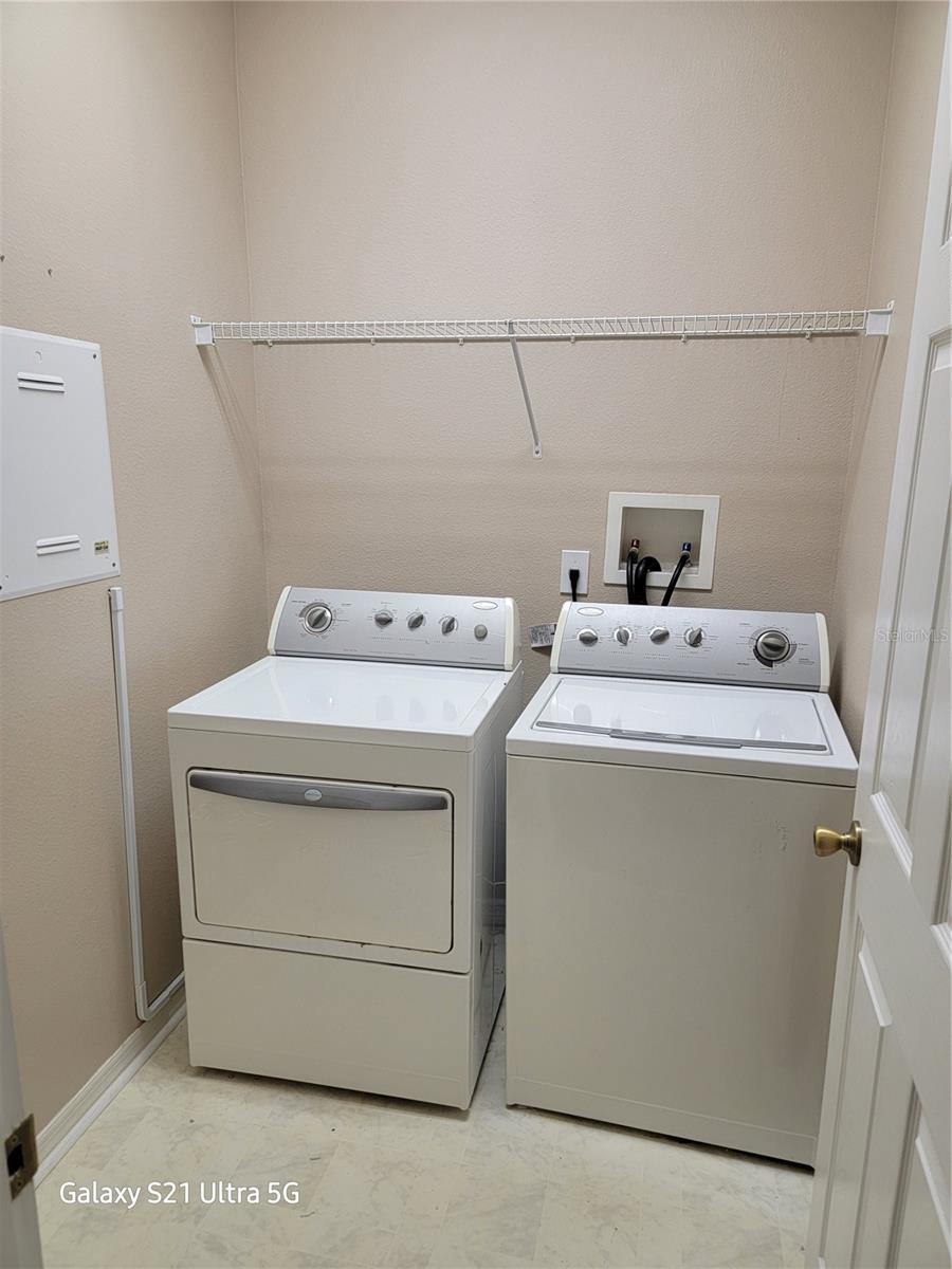 1028 TULLAMORE DR, WESLEY CHAPEL, FL, 33543