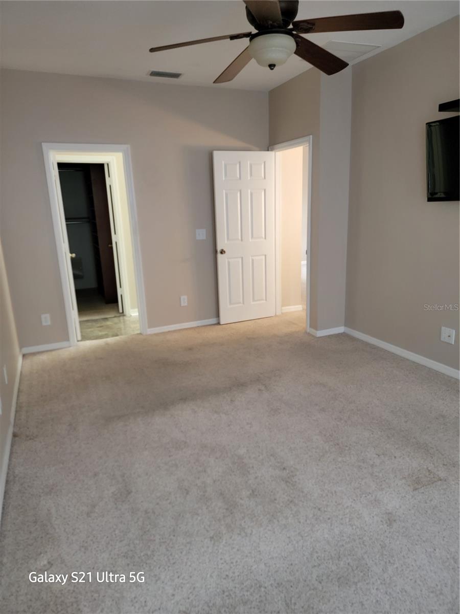 1028 TULLAMORE DR, WESLEY CHAPEL, FL, 33543