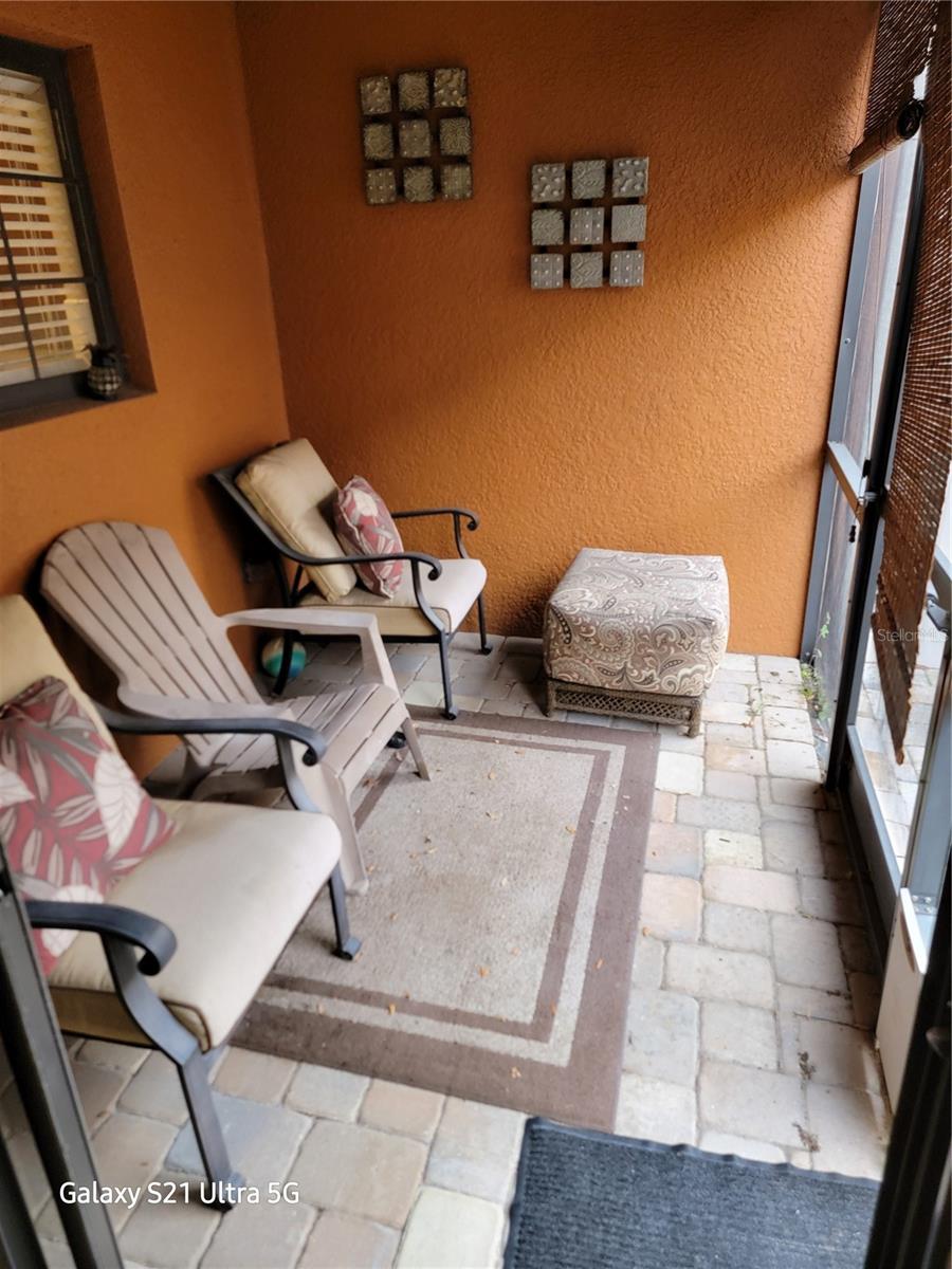 1028 TULLAMORE DR, WESLEY CHAPEL, FL, 33543