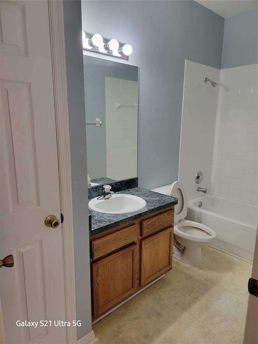 1028 TULLAMORE DR, WESLEY CHAPEL, FL, 33543
