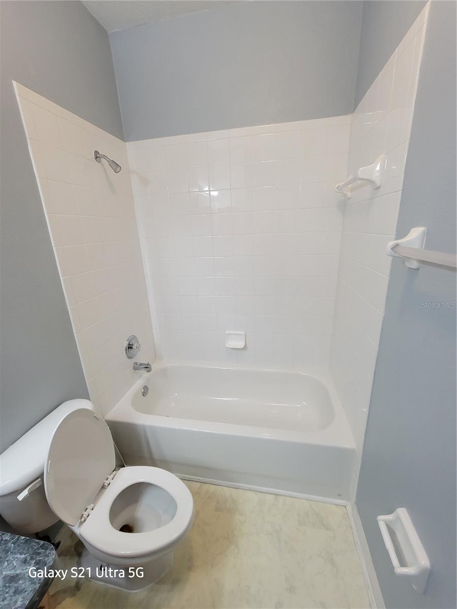1028 TULLAMORE DR, WESLEY CHAPEL, FL, 33543