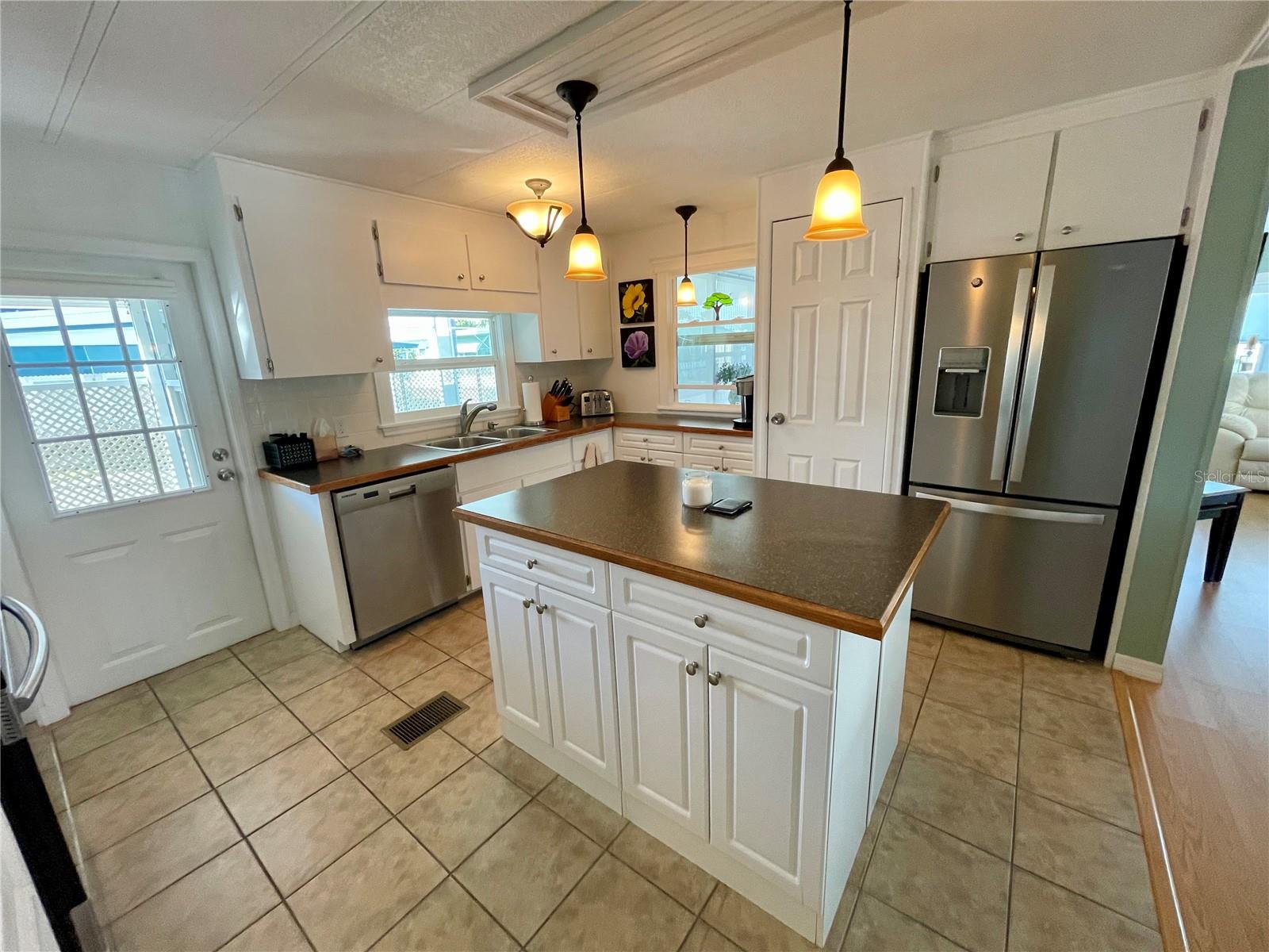 34634 PALMETTO DR N, PINELLAS PARK, FL, 33781