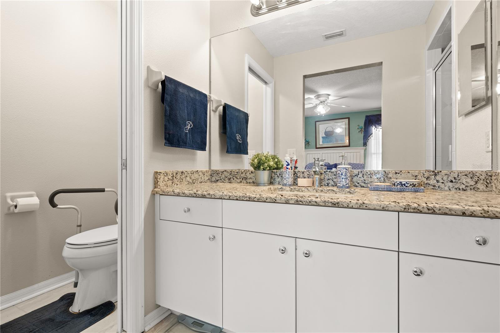 5909 YORKSHIRE DR, ZEPHYRHILLS, FL, 33542