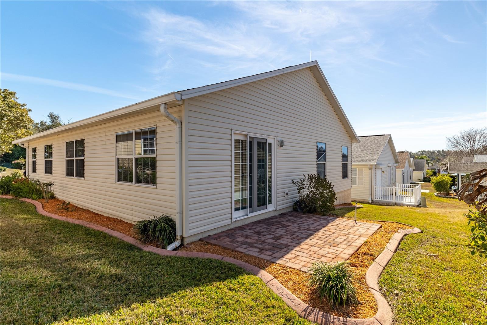 5909 YORKSHIRE DR, ZEPHYRHILLS, FL, 33542