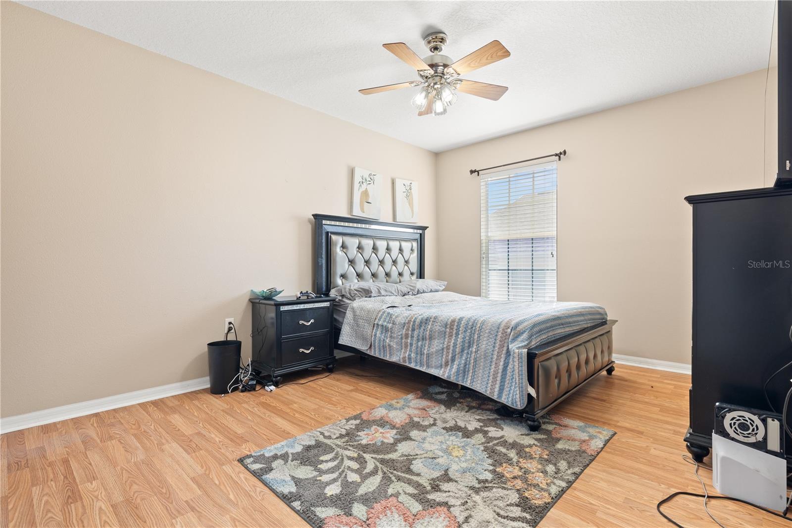5909 YORKSHIRE DR, ZEPHYRHILLS, FL, 33542