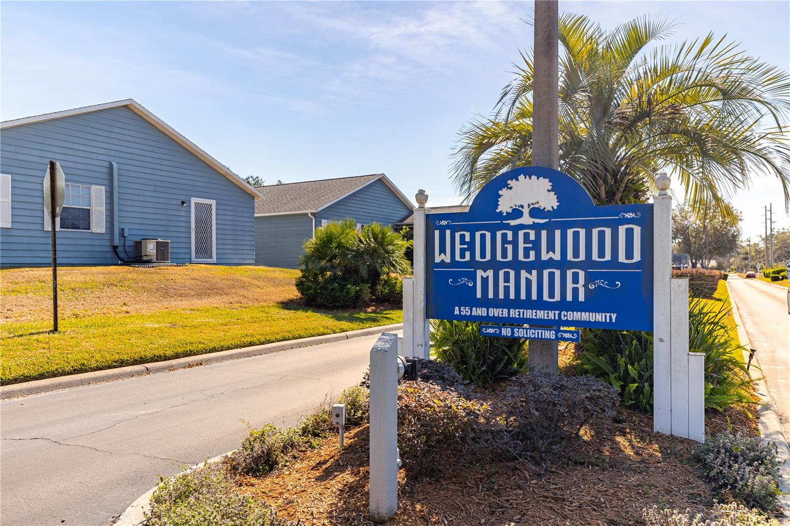 5909 YORKSHIRE DR, ZEPHYRHILLS, FL, 33542