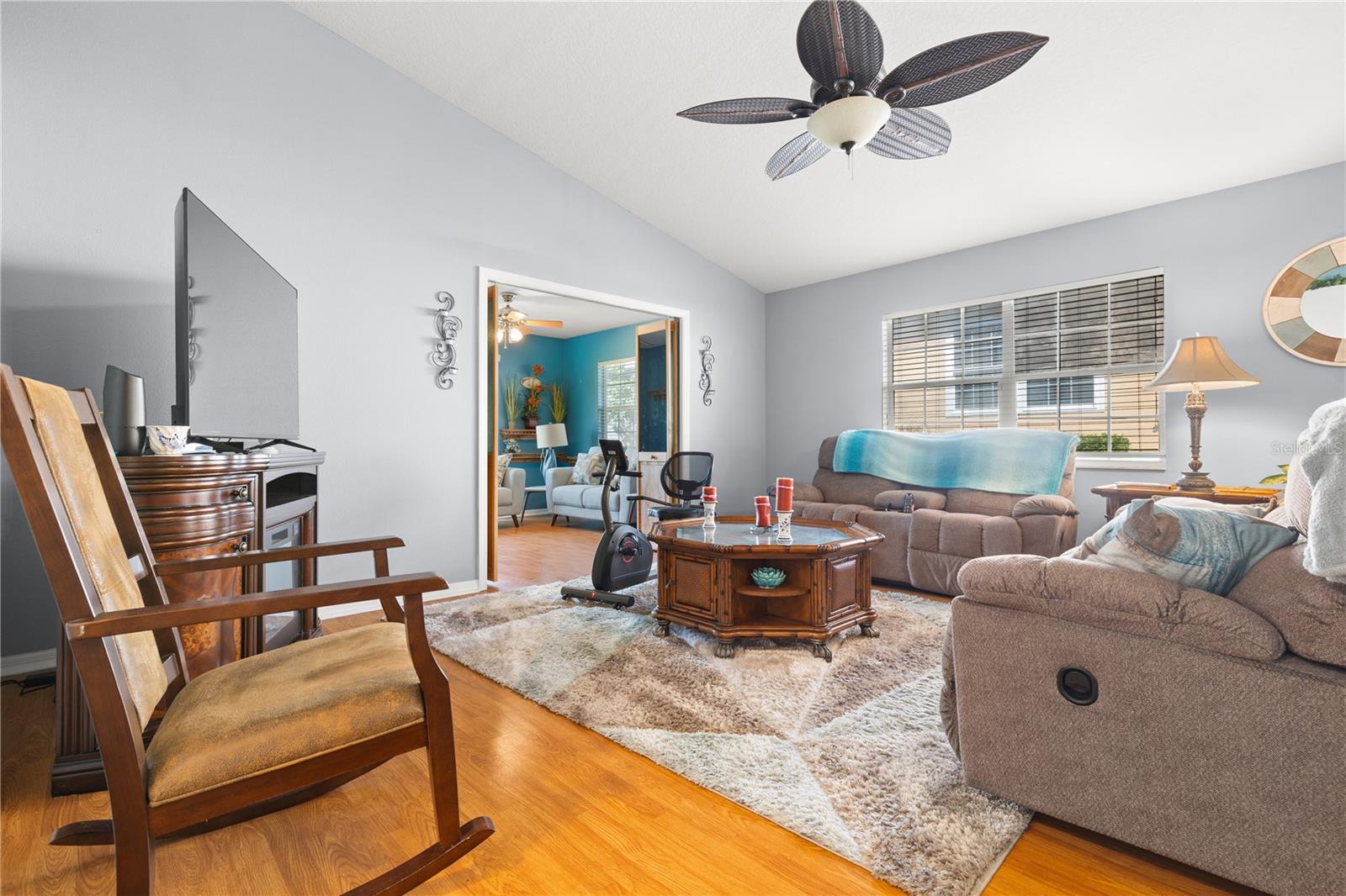 5909 YORKSHIRE DR, ZEPHYRHILLS, FL, 33542