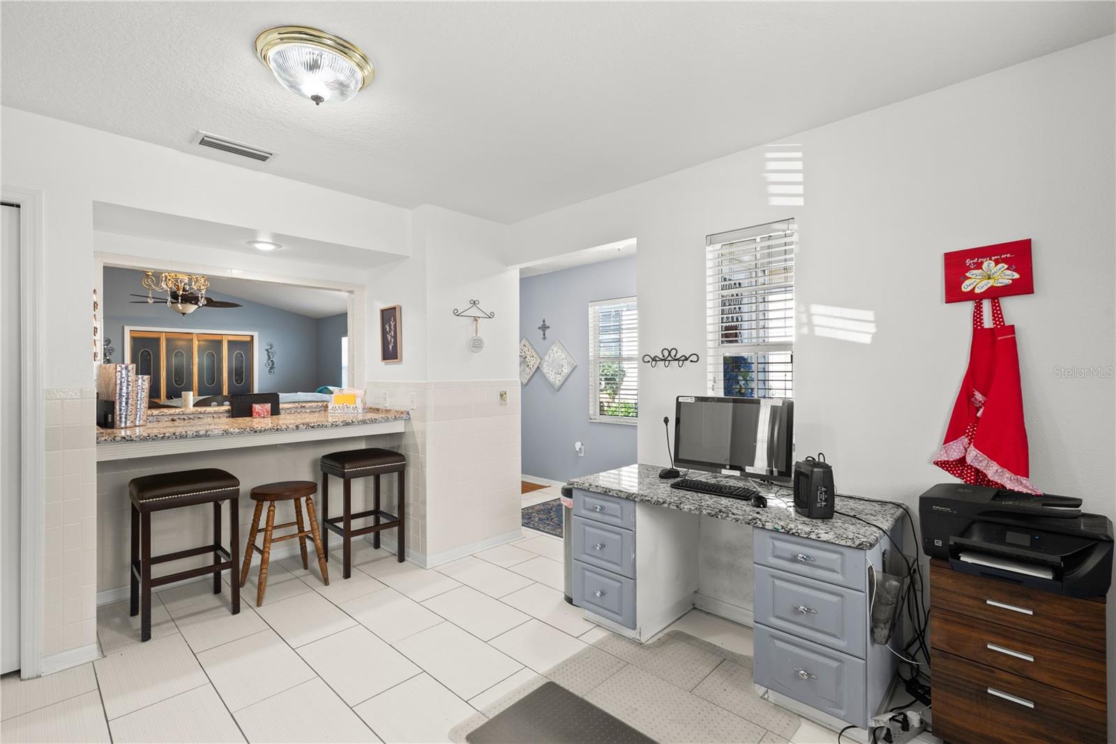 5909 YORKSHIRE DR, ZEPHYRHILLS, FL, 33542