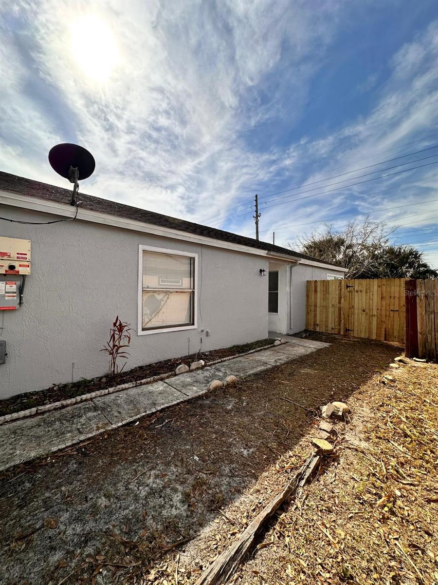 656 OAKFORD WAY, ORLANDO, FL, 32811