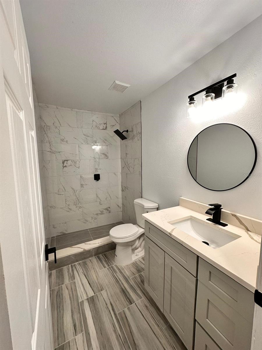 656 OAKFORD WAY, ORLANDO, FL, 32811