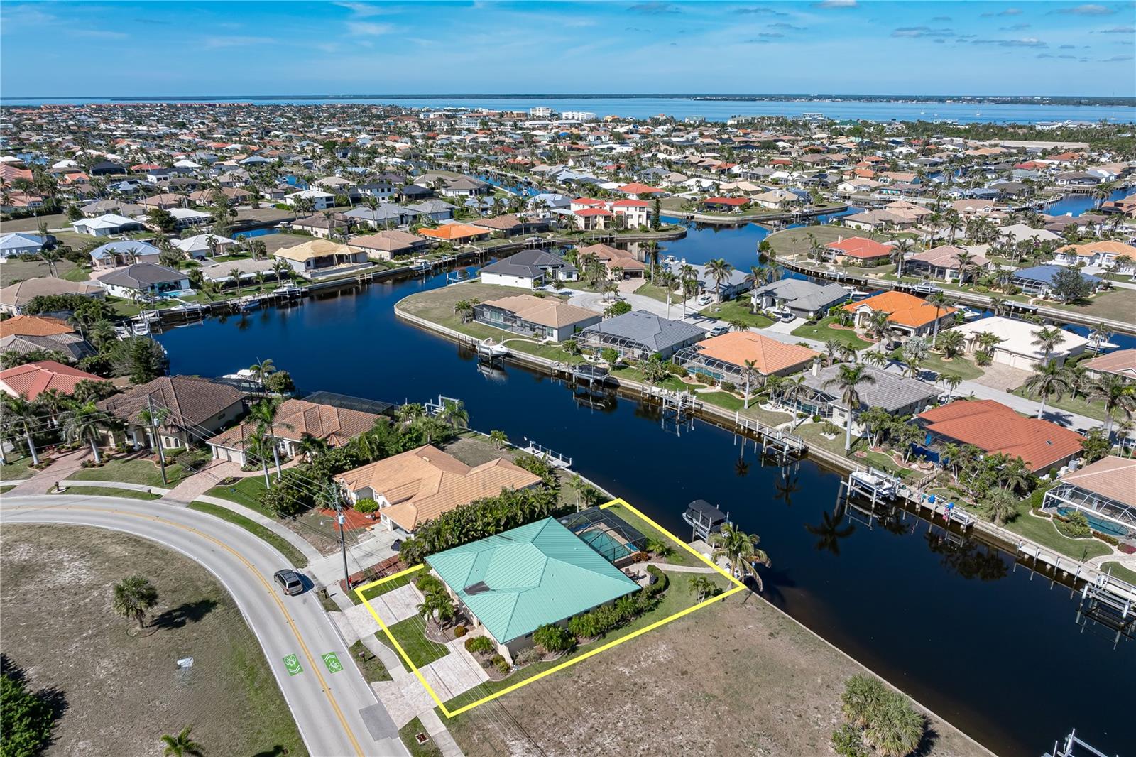 2334 MAGDALINA DR, PUNTA GORDA, FL, 33950