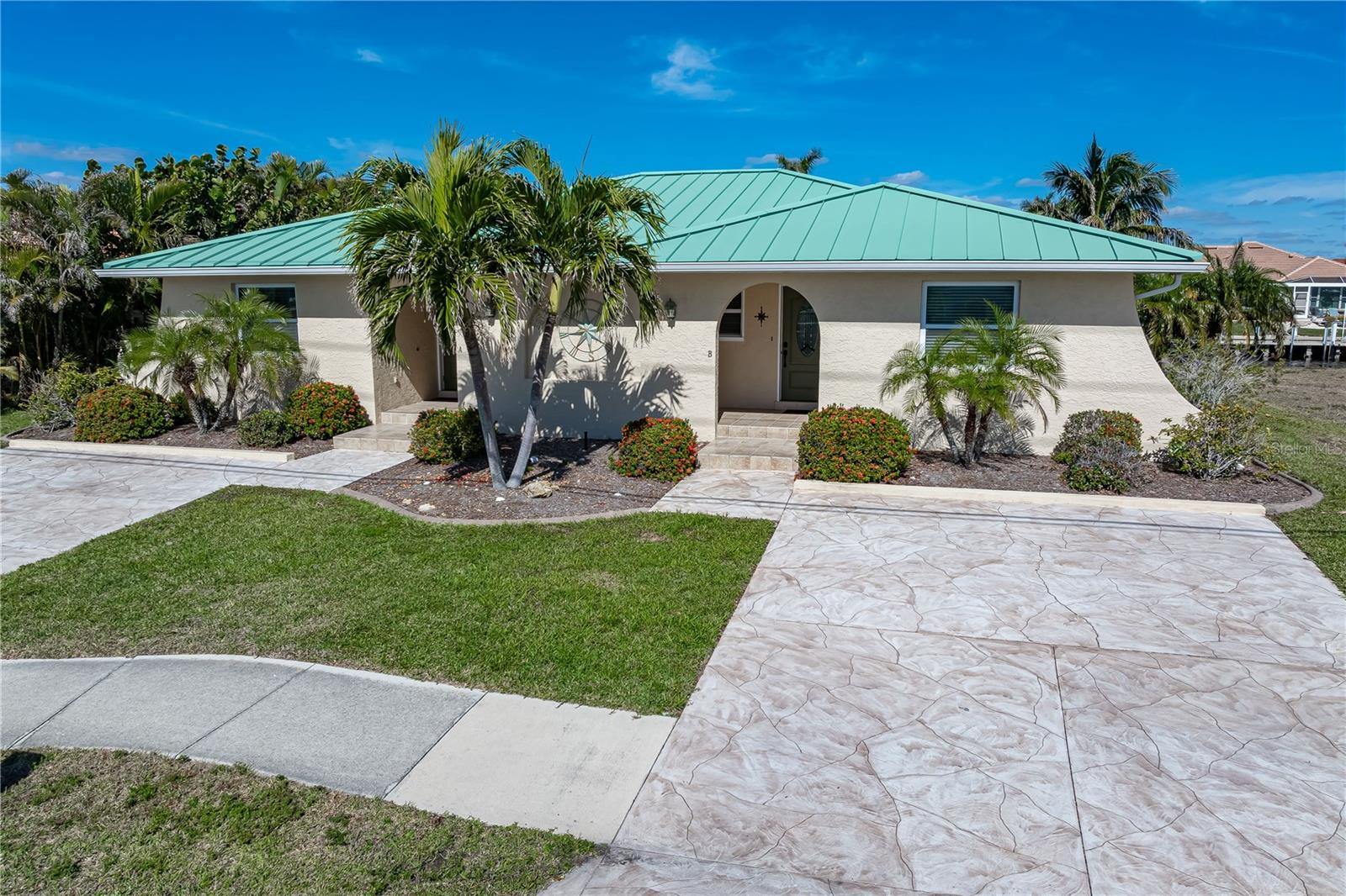 2334 MAGDALINA DR, PUNTA GORDA, FL, 33950