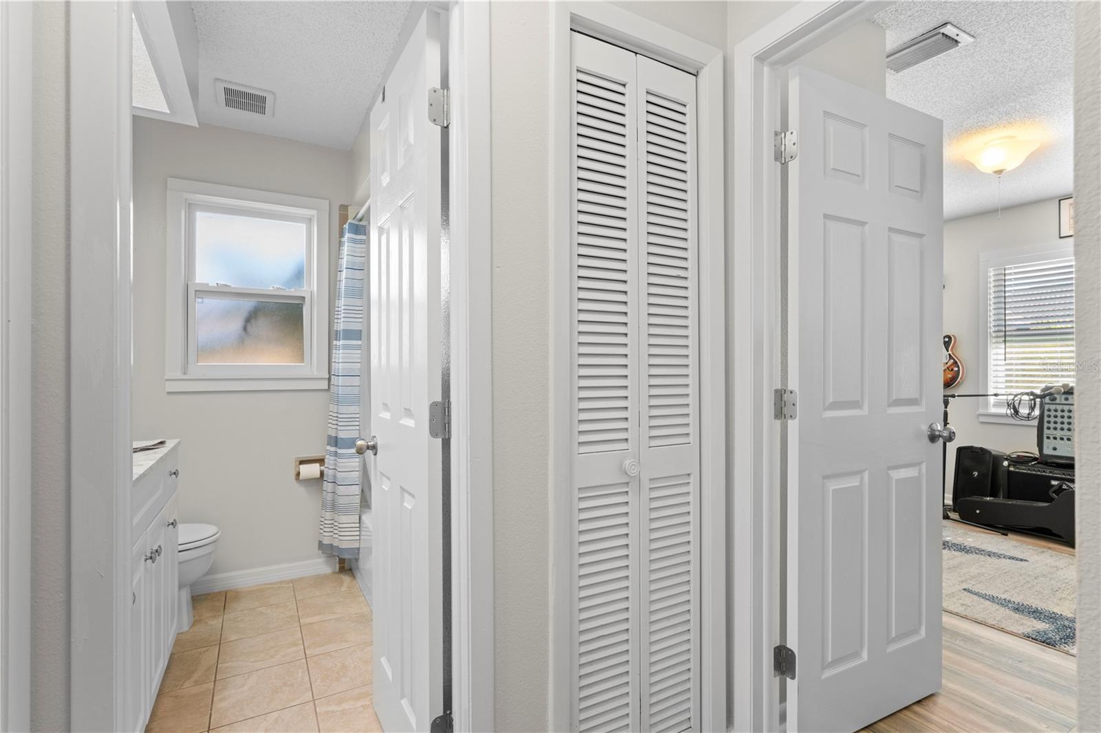 2334 MAGDALINA DR, PUNTA GORDA, FL, 33950
