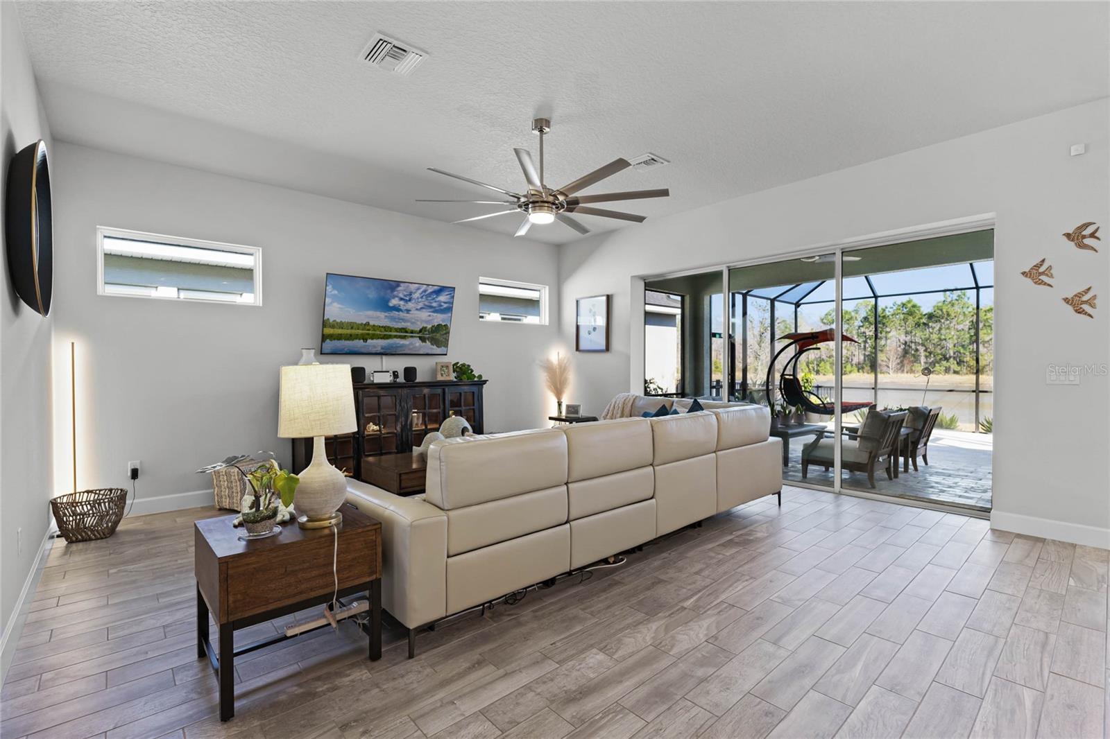 636 MOSAIC BLVD, DAYTONA BEACH, FL, 32124