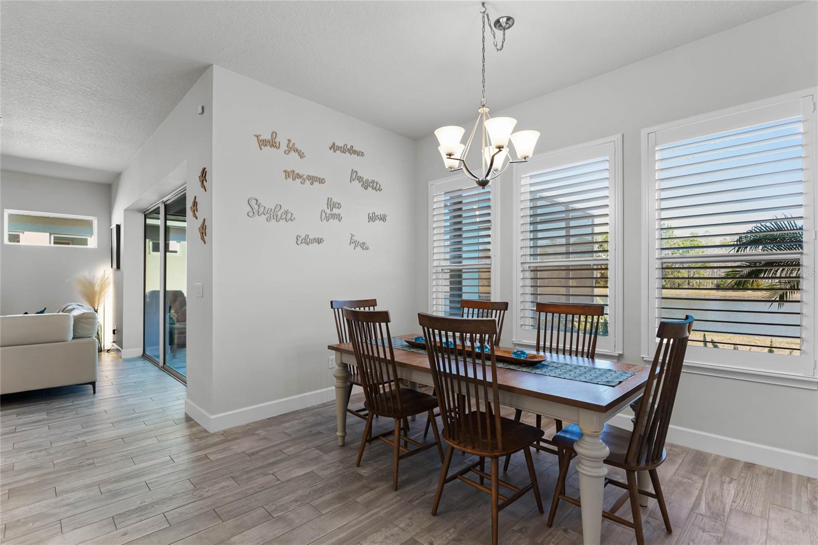 636 MOSAIC BLVD, DAYTONA BEACH, FL, 32124