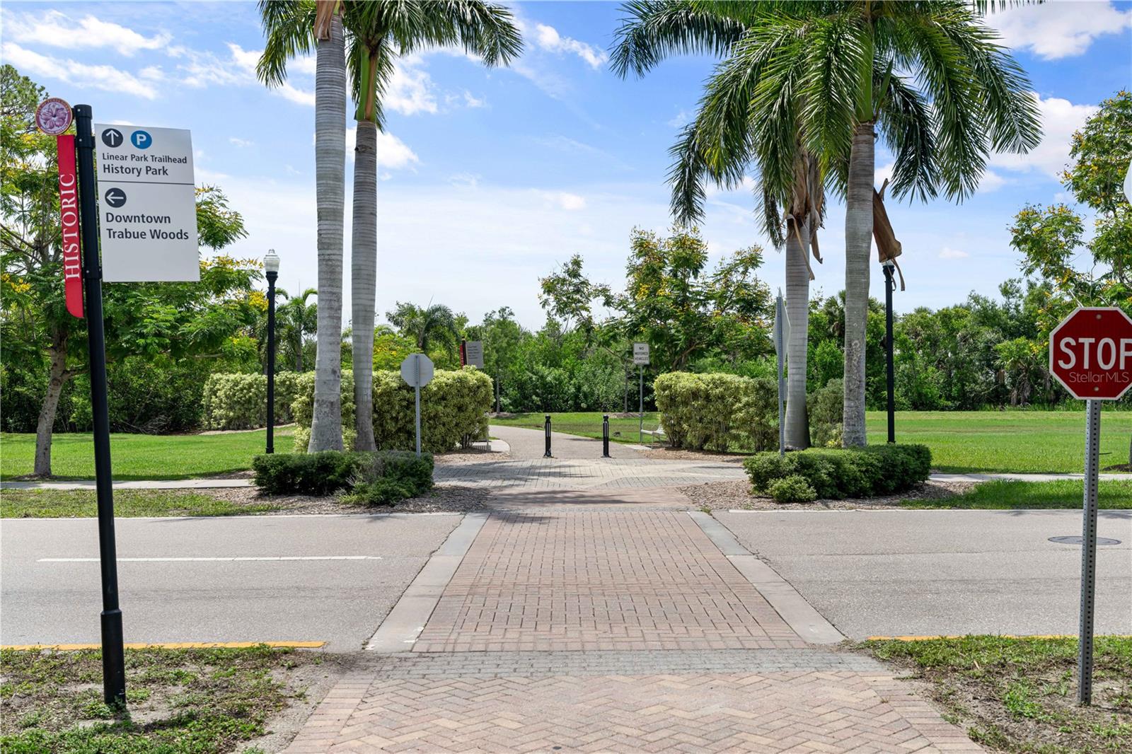 2334 MAGDALINA DR, PUNTA GORDA, FL, 33950